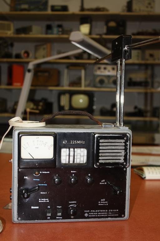 VHF-Feldstärke-Zeiger 1